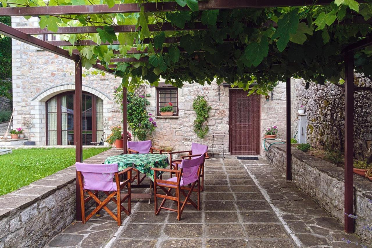Zagori Guesthouse Lucas מראה חיצוני תמונה