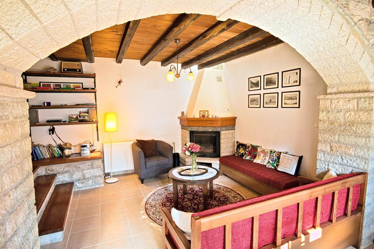 Zagori Guesthouse Lucas מראה חיצוני תמונה